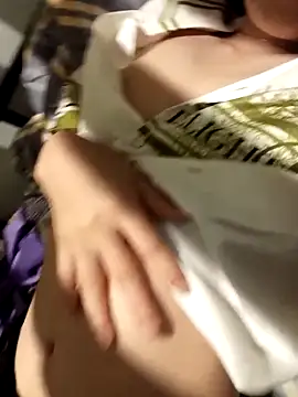 Snapshot of besa4 chatting on December 22, 7:03 pm besa4 online show from December 22, 7:03 pm