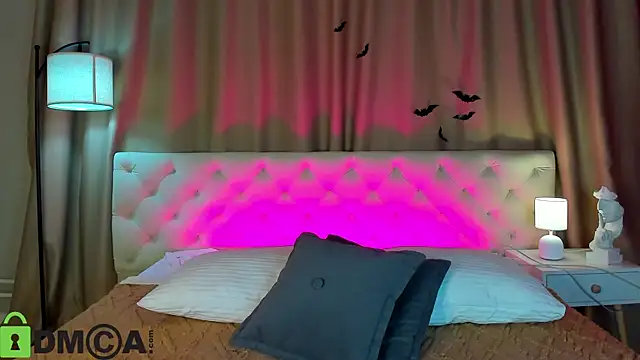 Marie Ellie online show from November 10, 1:32 am