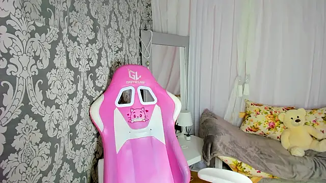 Marie Ellie online show from March 20, 1:28 am