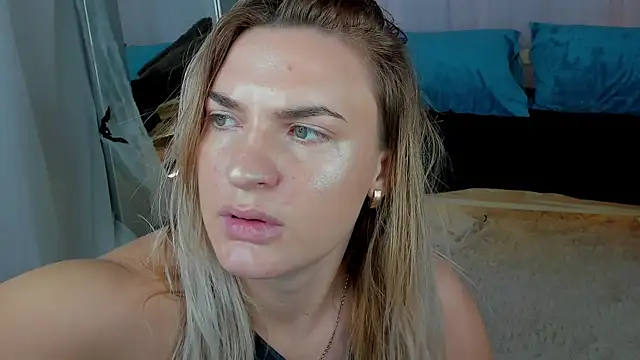 Marie Ellie online show from November 13, 1:20 am