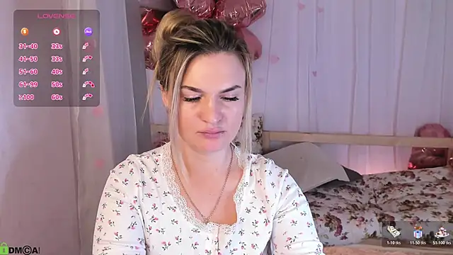 Marie Ellie online show from February 21, 1:40 am