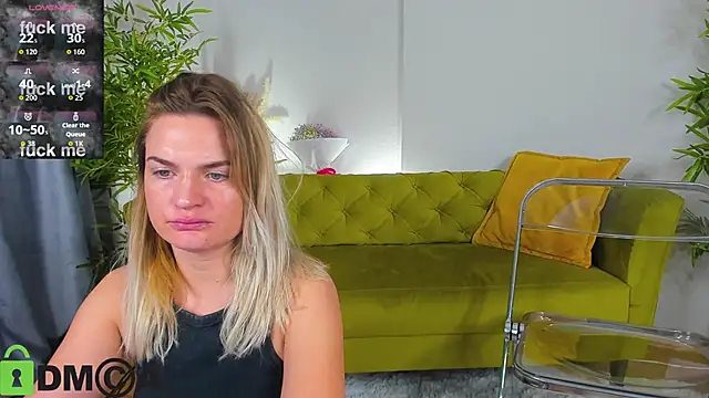 Marie Ellie online show from November 18, 1:32 am