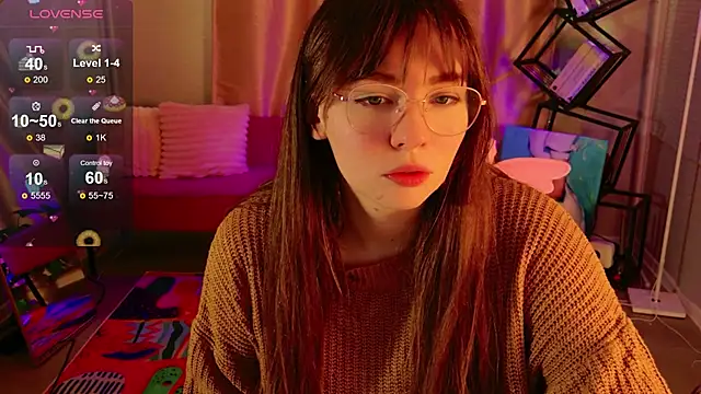 Snapshot of Moon__Bunny chatting on May 11, 2:18 pm Moon Bunny online show from May 11, 2:18 pm