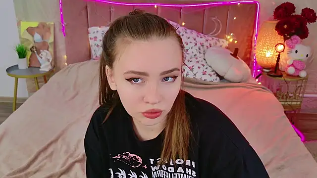 Moon  Bunny online show from February 12, 12:16 pm