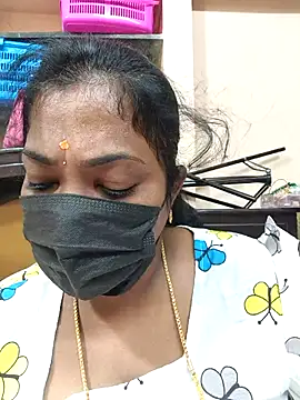 Snapshot of Tamil_Mithra chatting on November 15, 6:17 am Tamil Mithra online show from November 15, 6:17 am