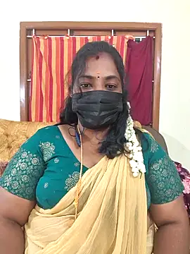 Snapshot of Tamil_Mithra chatting on November 6, 5:39 pm Tamil Mithra online show from November 6, 5:39 pm