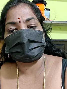 Snapshot of Tamil_Mithra chatting on February 24, 9:26 pm Tamil Mithra online show from February 24, 9:26 pm