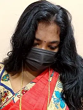 Snapshot of Tamil_Mithra chatting on January 13, 7:01 am Tamil Mithra online show from January 13, 7:01 am