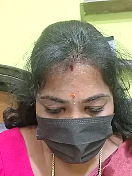 Snapshot of Tamil_Mithra chatting on February 14, 7:08 am Tamil Mithra online show from February 14, 7:08 am