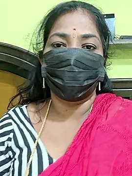 Snapshot of Tamil_Mithra chatting on February 16, 6:12 am Tamil Mithra online show from February 16, 6:12 am