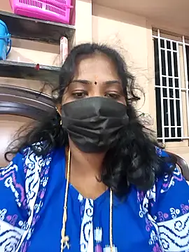 Snapshot of Tamil_Mithra chatting on November 15, 8:46 pm Tamil Mithra online show from November 15, 8:46 pm