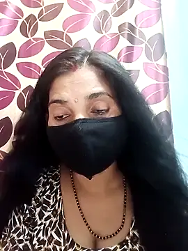 Snapshot of Payal-001 chatting on September 25, 5:35 am Payal-001 online show from September 25, 5:35 am