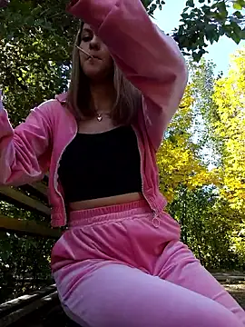 YOOUR EVAA online show from September 24, 7:37 am