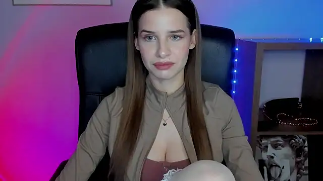 LuxMaya online show from October 20, 6:37 am