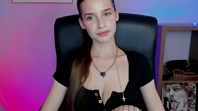 LuxMaya online show from October 29, 7:29 am