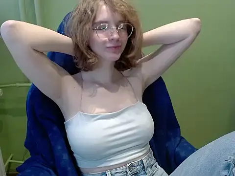 juicyPenny online show from January 9, 7:48 am