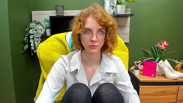 juicyPenny online show from October 24, 6:23 am