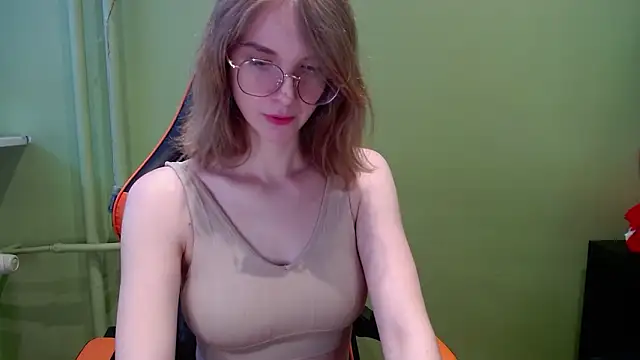 juicyPenny online show from March 15, 6:53 am