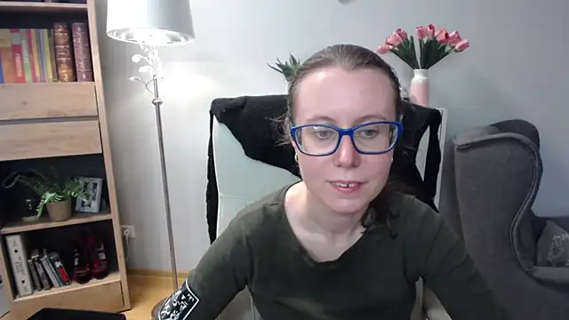 sweetxLizzy online show from March 18, 5:32 am