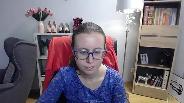 sweetxLizzy online show from November 13, 5:33 am