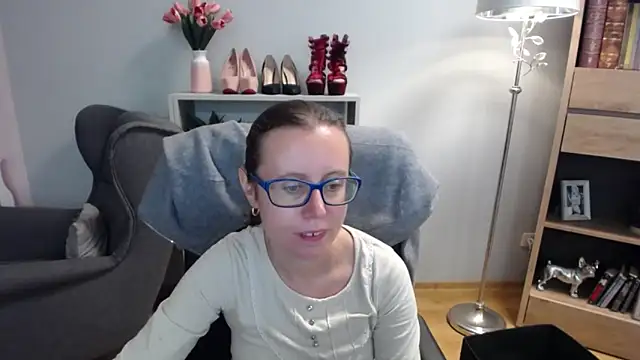 sweetxLizzy online show from October 2, 4:27 am