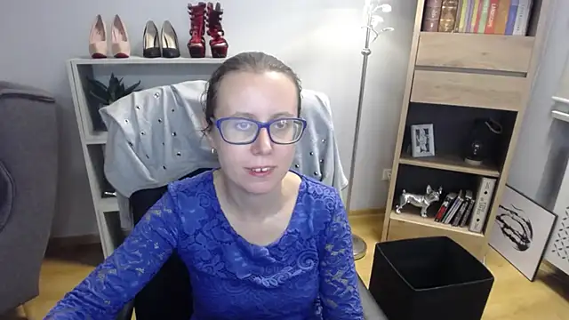 sweetxLizzy online show from October 23, 4:33 am