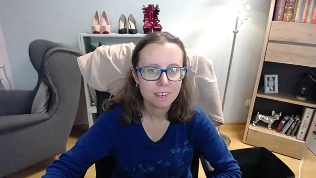 sweetxLizzy online show from October 16, 4:21 am