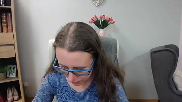 sweetxLizzy online show from May 15, 4:32 am
