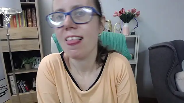 sweetxLizzy online show from May 22, 4:32 am