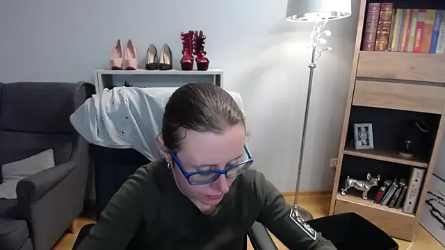 sweetxLizzy online show from October 21, 4:23 am