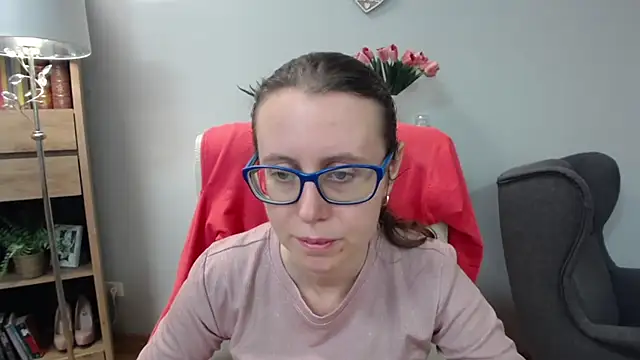 sweetxLizzy online show from April 23, 4:30 am
