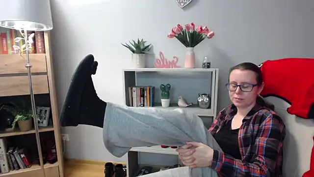 sweetxLizzy online show from April 9, 4:25 am