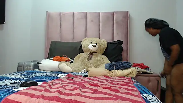 Abby 108 online show from December 22, 3:06 am