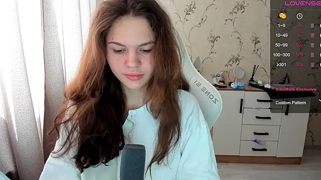Snapshot of yourdreamm_ chatting on September 16, 7:20 am yourdreamm online show from September 16, 7:20 am