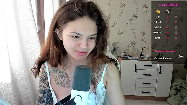 Snapshot of yourdreamm_ chatting on September 18, 8:06 am yourdreamm online show from September 18, 8:06 am