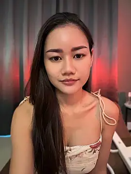 Snapshot of cherrycuteasian chatting on June 8, 11:05 pm cherrycuteasian online show from June 8, 11:05 pm
