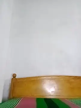 Snapshot of Slllll_Couple00 chatting on February 2, 2:16 pm Slllll Couple00 online show from February 2, 2:16 pm
