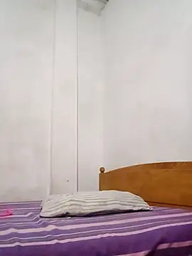 Snapshot of Slllll_Couple00 chatting on November 12, 1:37 pm Slllll Couple00 online show from November 12, 1:37 pm