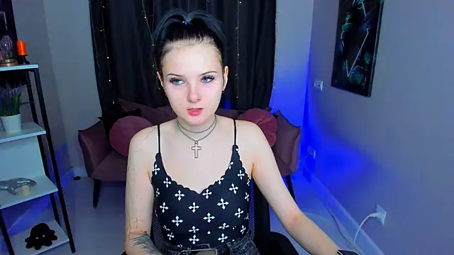 Snapshot of Leila_xxBaby chatting on November 2, 11:37 am Leila xxBaby online show from November 2, 11:37 am