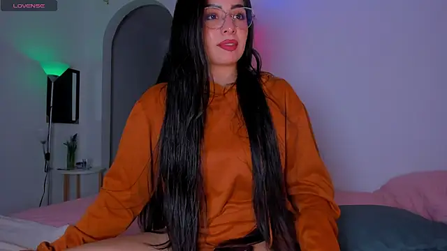 latingabby online show from October 15, 9:34 pm