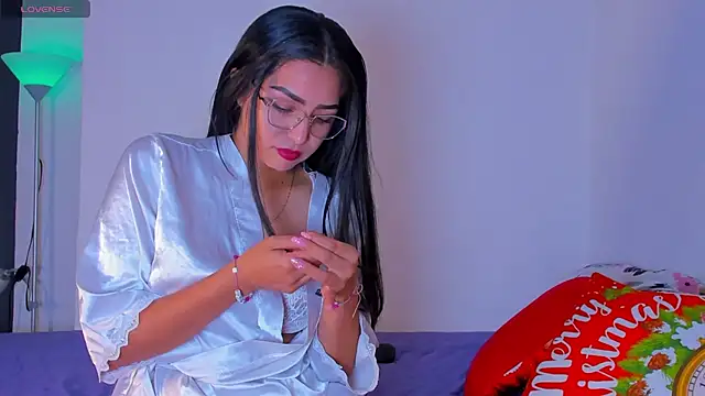 latingabby online show from November 18, 9:29 pm