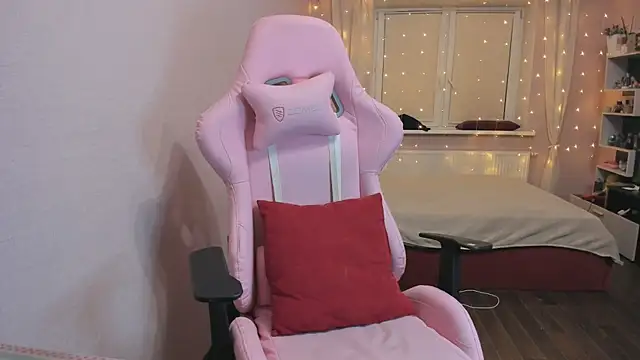 eleganc3 online show from February 15, 7:13 pm