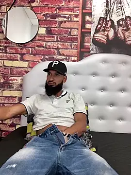 Damian Shakur online show from April 11, 12:09 pm