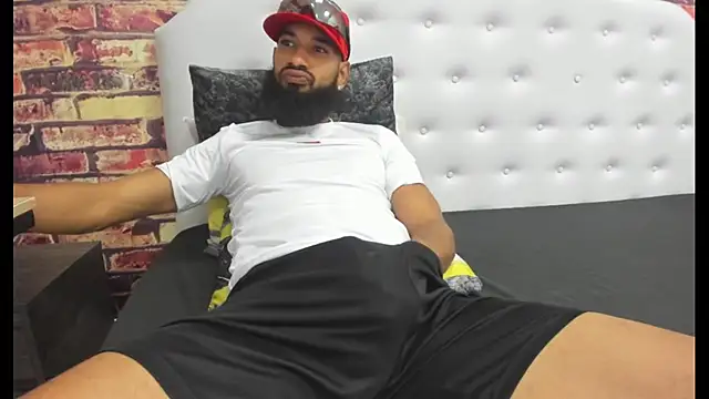 Damian Shakur online show from April 15, 11:59 am