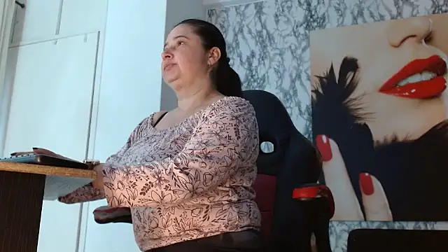 mariani smith online show from September 15, 12:05 pm