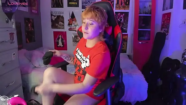 mistresscrowley666 online show from October 26, 11:27 pm