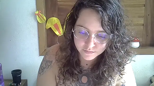 Blue Liz online show from April 3, 4:46 pm
