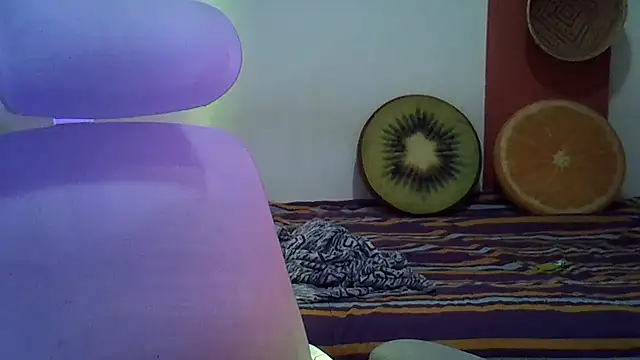 Snapshot of Blue_Liz chatting on September 23, 12:34 pm Blue Liz online show from September 23, 12:34 pm
