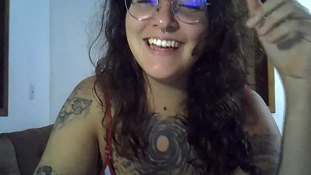 Blue Liz online show from May 5, 8:56 pm
