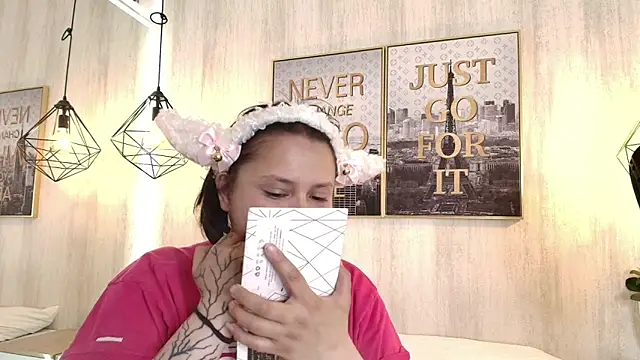 Bluesky 666 online show from December 2, 7:37 pm